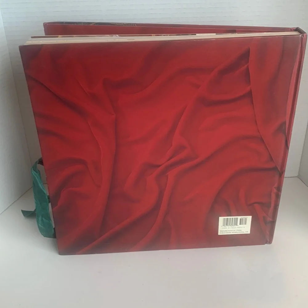 Vintage Christmas Memories Picture Perfect Holiday Photo Album Ribbon Closure